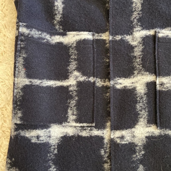 Tribal vest , size M/L, black with white/silver plaid. Very unique . - Picture 3 of 6